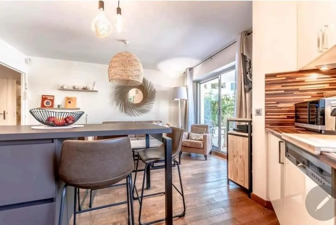 Anais De Saint-Tropez, Bel Appartement, Avec Piscine Et Jardin, Au Coeur De Saint Tropez Apartmán