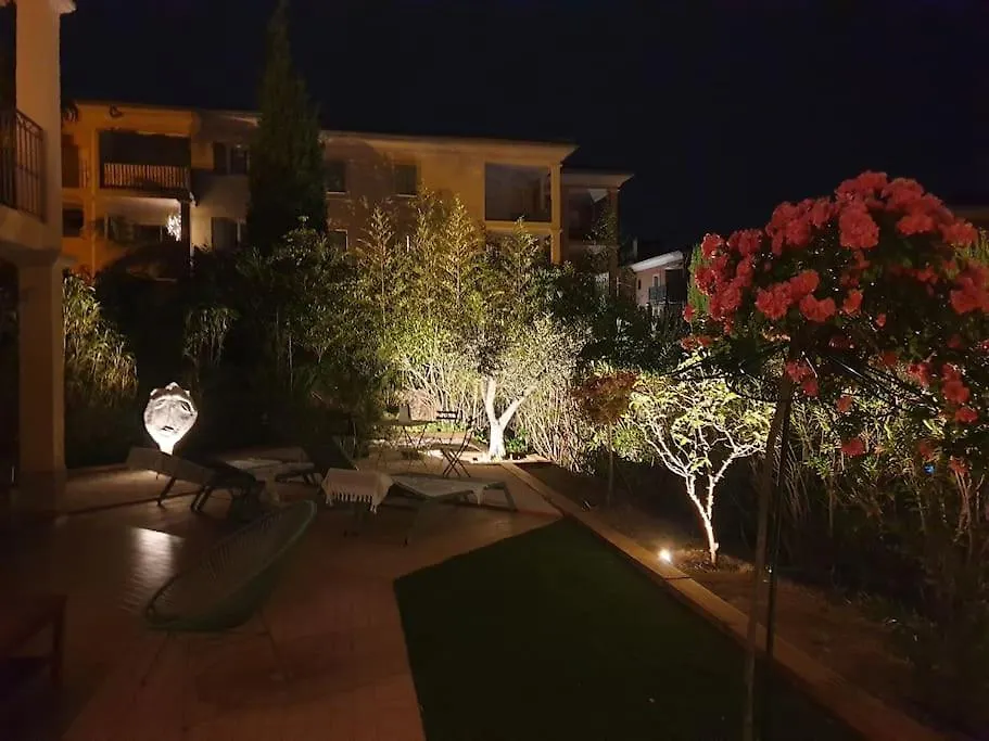 Anais De Saint-Tropez, Bel Appartement, Avec Piscine Et Jardin, Au Coeur De Saint Tropez Appartement Saint-Tropez